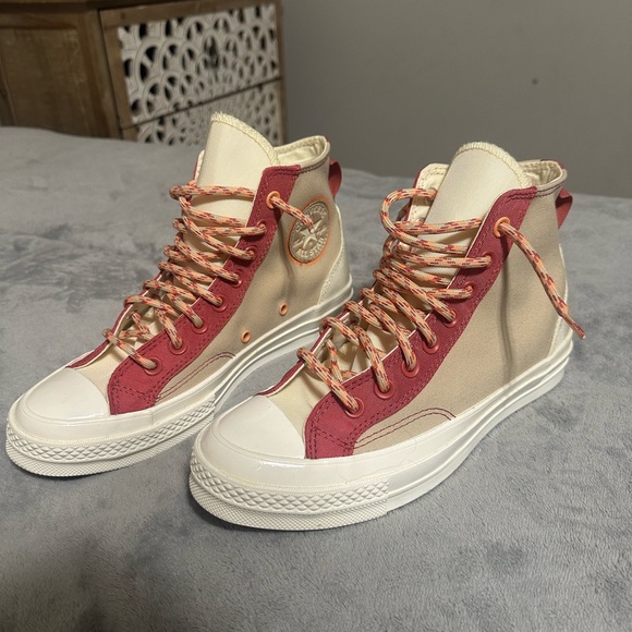 Women’s chuck taylor all star High top converse size 8.5 - Picture 5 of 5